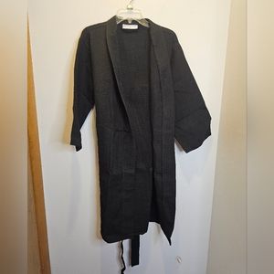 Towelnrobe black robe Size M